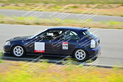 media/May-04-2024-Team Topak Racing (Sat) [[1dff1aa745]]/Inter Low 2/Session 2/